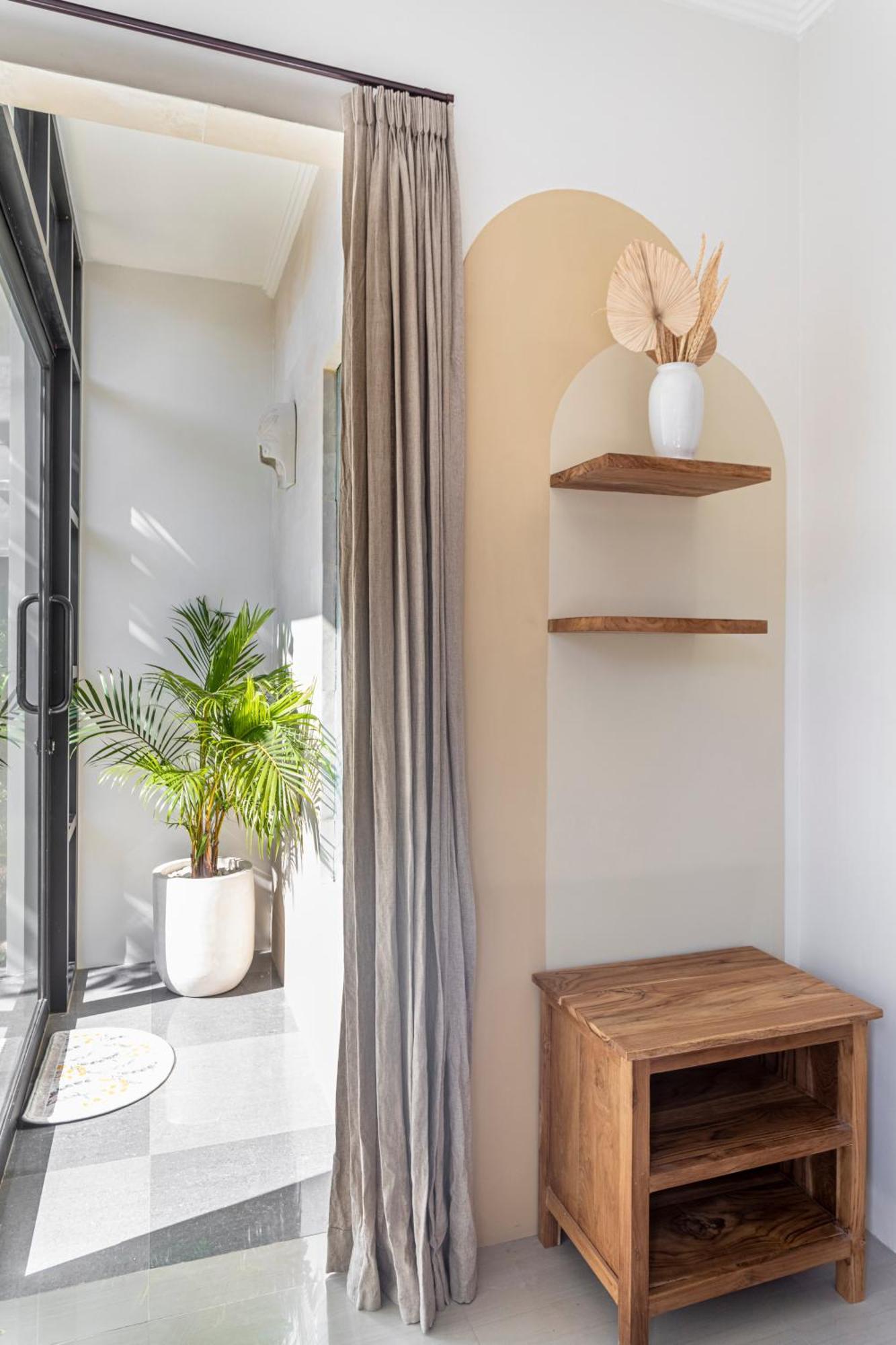 Designer Studio Emy Sanur Luaran gambar